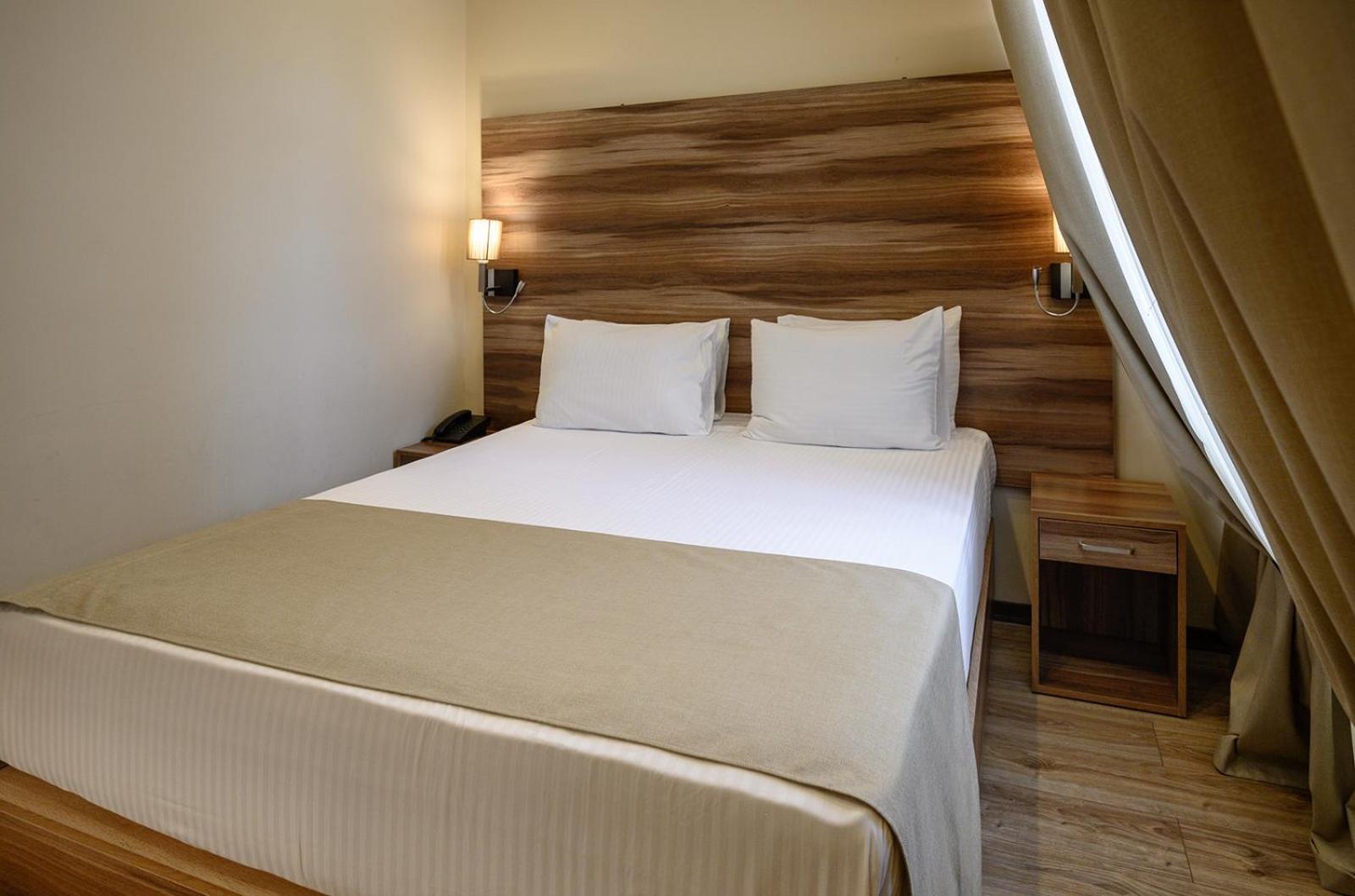 Nacho Hotel 耶烈万 外观 照片