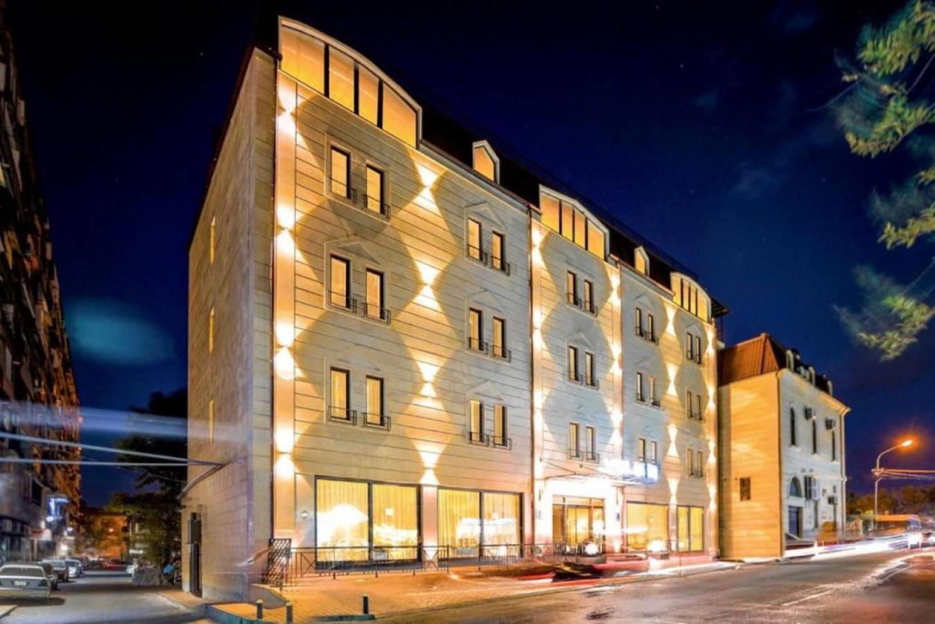 Nacho Hotel 耶烈万 外观 照片